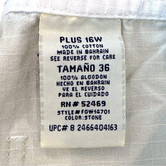 Faded Glory Size Plus 16W Light Khaki Drawstring Waist, Roll-tab Cargo Shorts - Picture 7 of 7